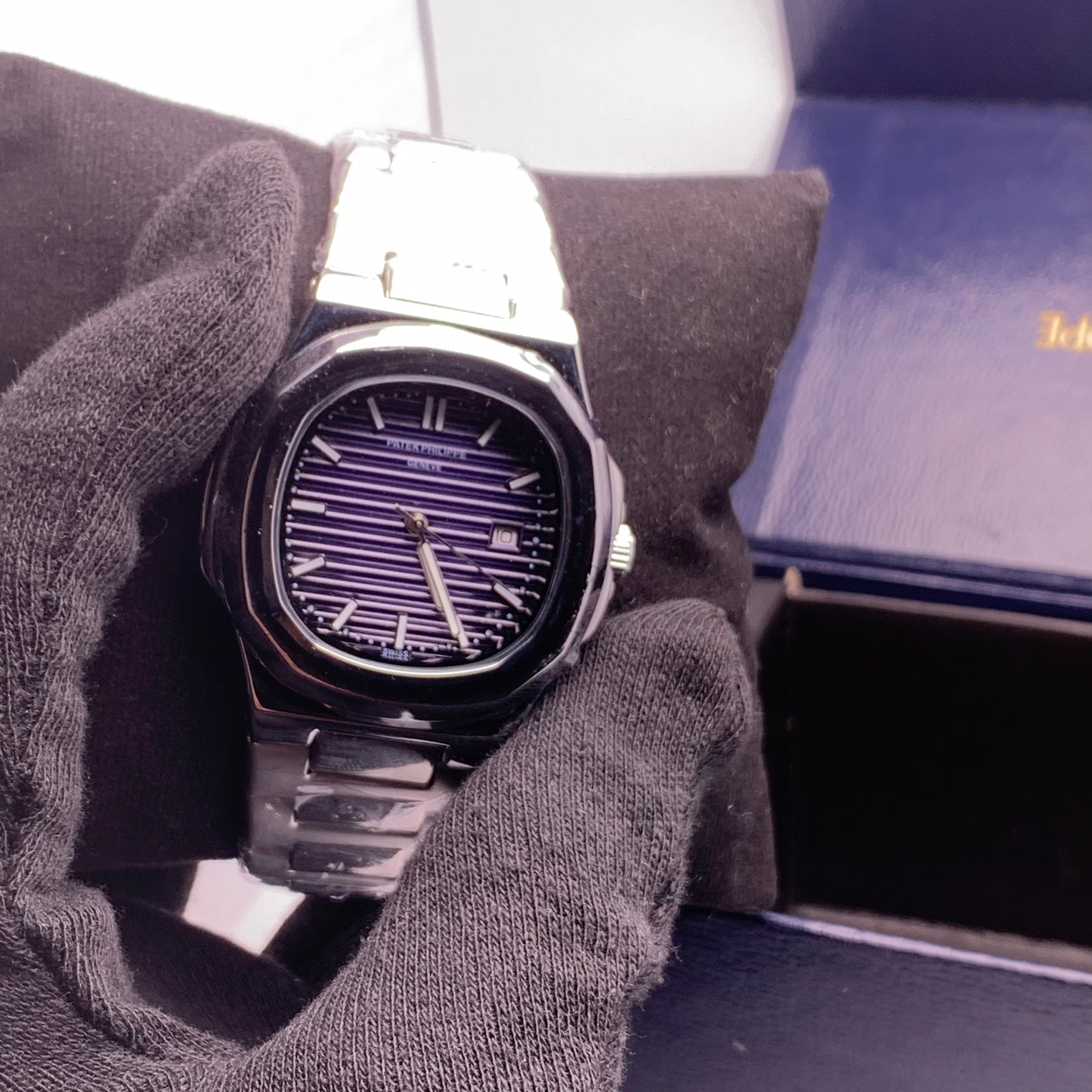 Patek Philippe Blue Dial Silver Chain Luxury Watch